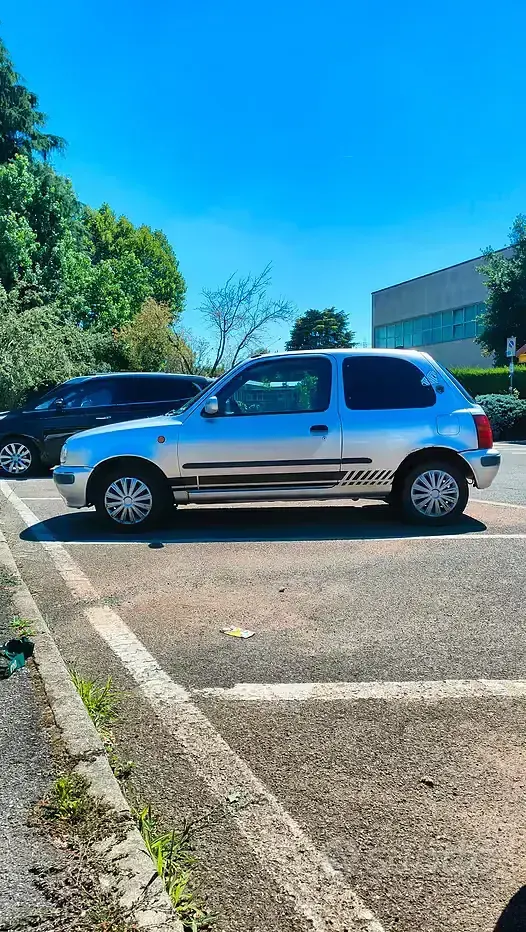Usata Nissan Micra 54 CV (39 kW) 1997 Grigio Utilitaria