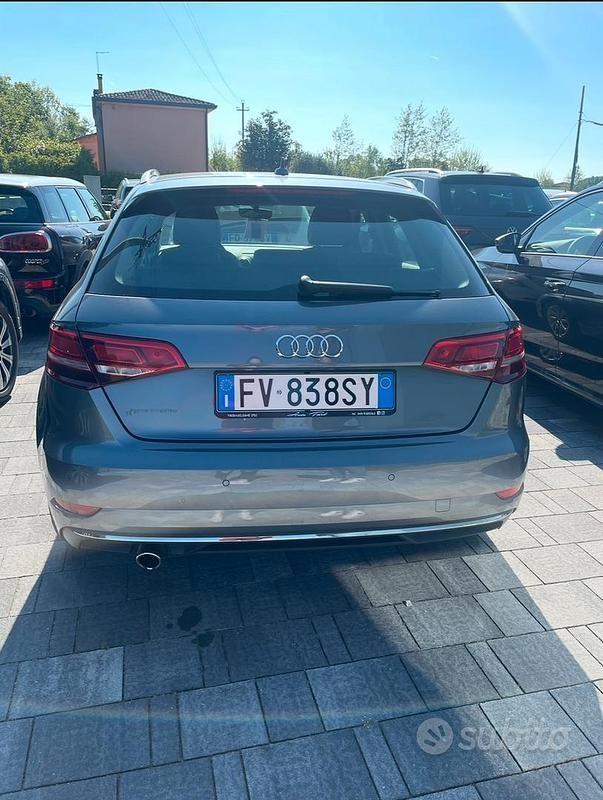 Usata Audi A3 2018 Grigio Berlina