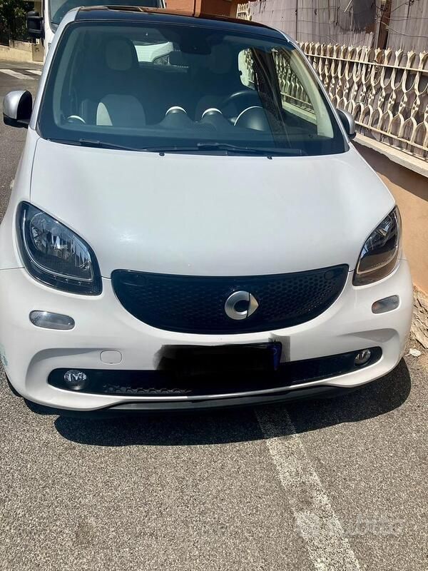Usata Smart ForFour Passion 71 CV (52 kW) 2017 Bianco Utilitaria