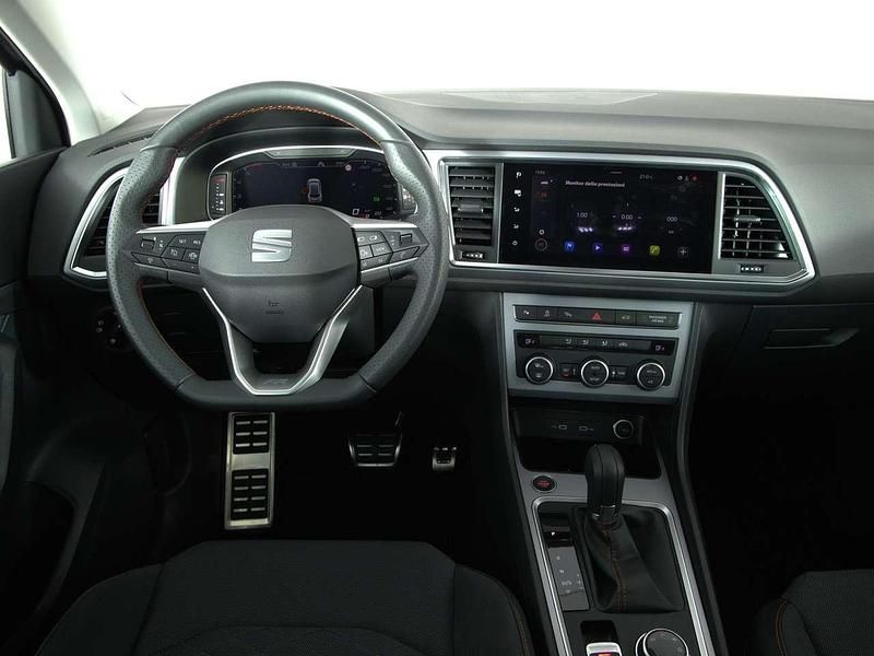 Usata Seat Ateca FR 150 CV (110 kW) 2024 Grigio grafite SUV
