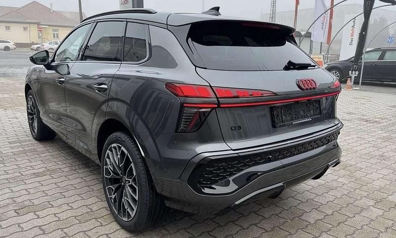 Nuova Audi Q3 S-Line 150 CV (110 kW) 2026 Grigio SUV