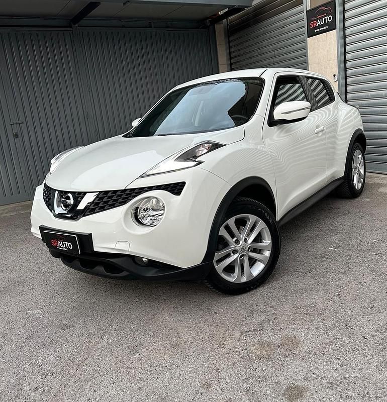 Usata Nissan Juke Acenta 110 CV (80 kW) 2017 Bianco SUV