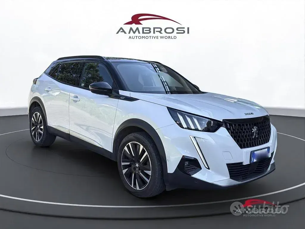 Usata Peugeot 2008 GT 131 CV (96 kW) 2021 Bianco SUV