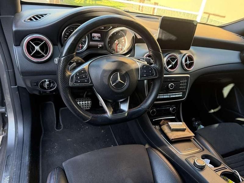 Usata Mercedes CLA180 Shooting Brake Premium 122 CV (89 kW) 2018 Station wagon