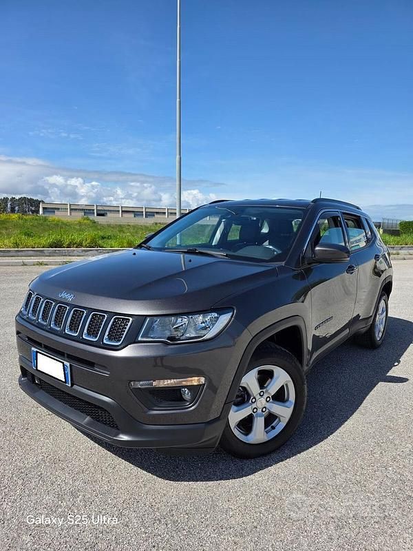 Usata Jeep Compass Limited 140 CV (102 kW) 2017 Grigio SUV