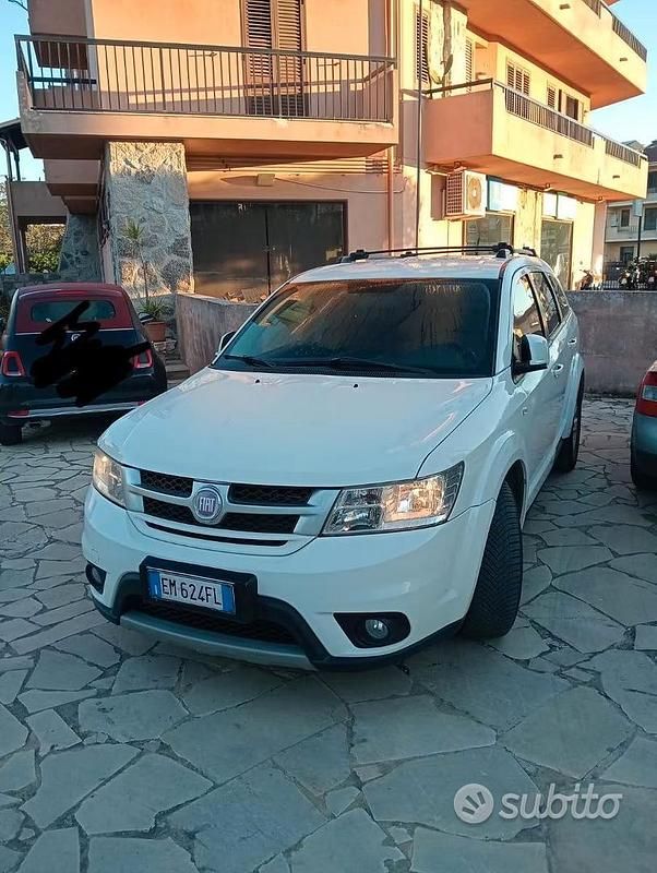 Usata Fiat Freemont 170 CV (125 kW) 2012 Bianco SUV