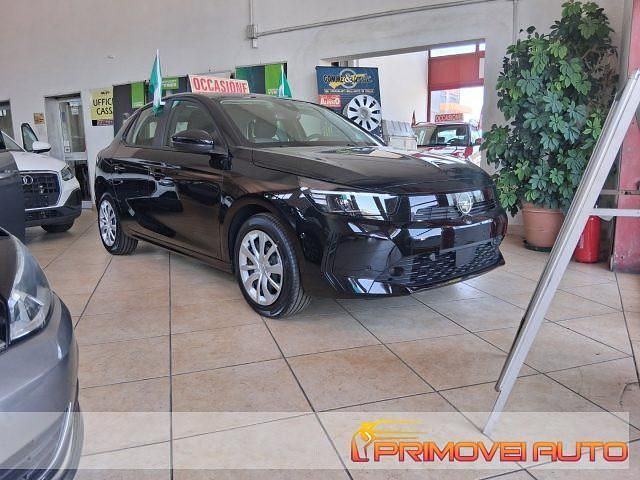 Vari colori Nuova 2025 Opel Corsa Tre volumi | 15.550 € (Ottimo prezzo) - Immagine 1/4