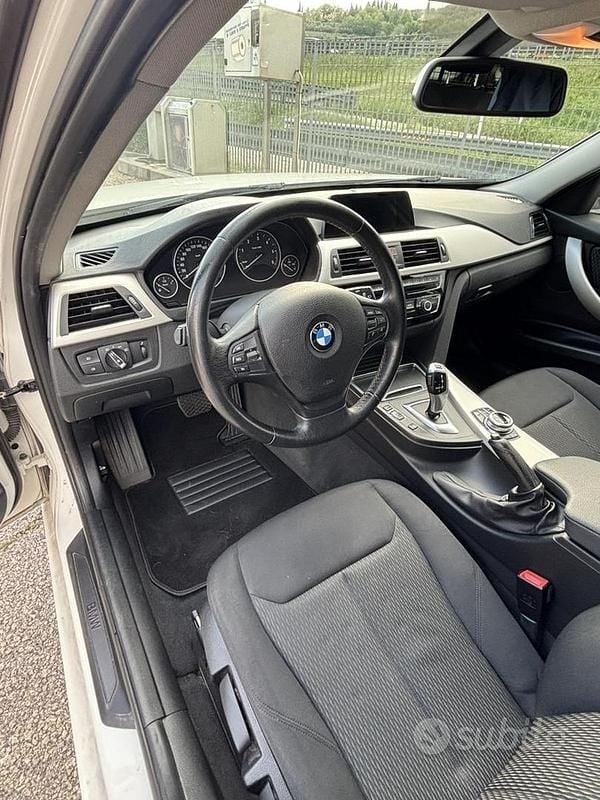 Usata BMW 318 Advantage 150 CV (110 kW) 2018 Bianco Station wagon