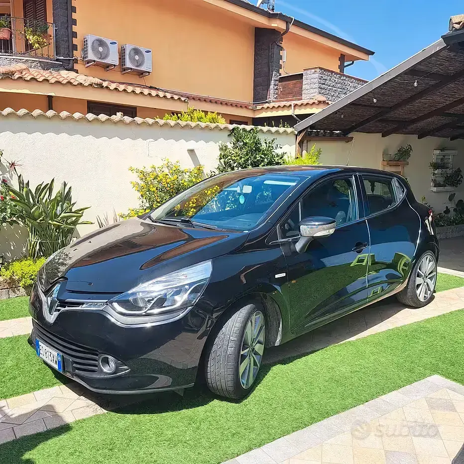 Usata Renault Clio 78 CV (57 kW) 2014 Nero Utilitaria