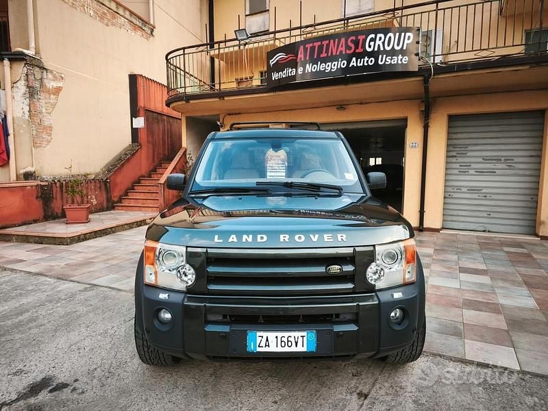 Verde Usata 2008 Land Rover Discovery 3 SE SUV | 9900 € (Buon prezzo) - Immagine 1/4