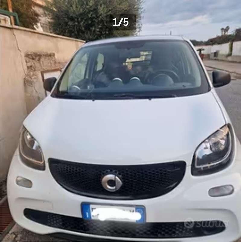 Bianco Usata 2017 Smart ForFour Passion Utilitaria | 10.000 € (Ottimo prezzo) - Immagine 1/4