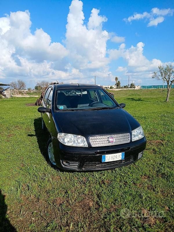 Usata Fiat Punto 2005 Nero Utilitaria