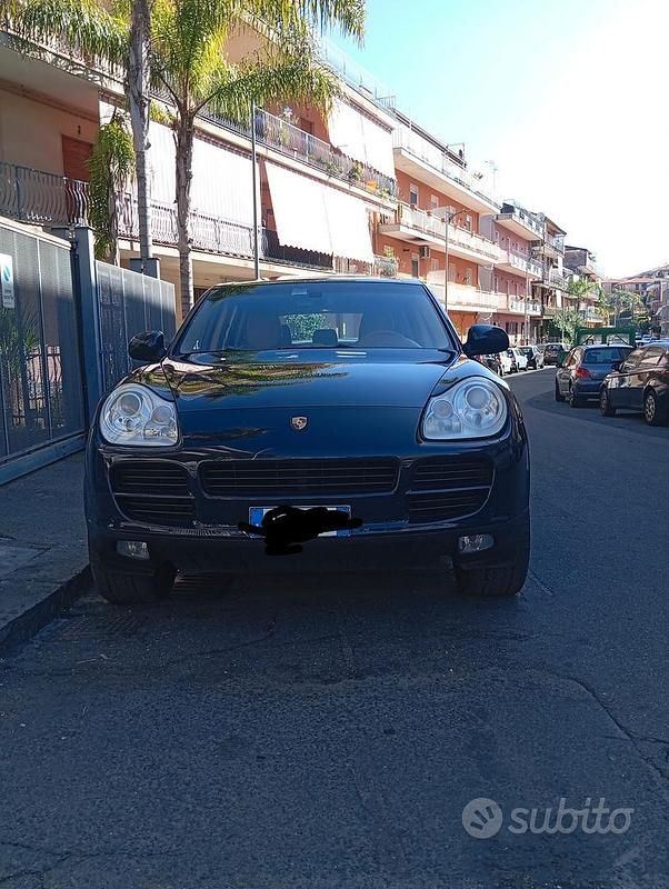 Usata 2004 Porsche Cayenne SUV | 12.500 € - Immagine 1/2