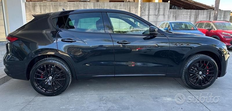 Usata Maserati GranSport 250 CV (183 kW) 2021 Nero Station wagon