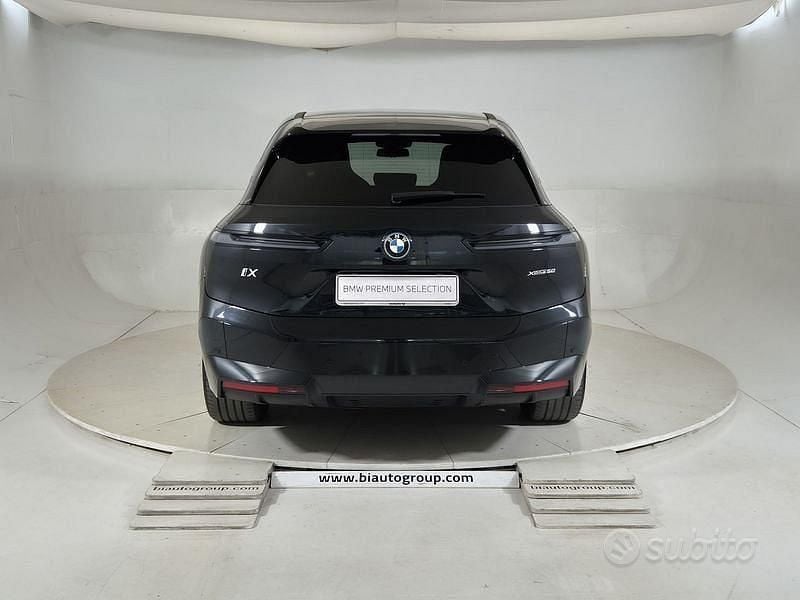 Usata BMW iX Comfort Edition 384 kW (523 CV) 2025 Nero SUV
