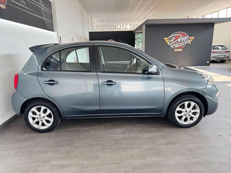 Usata Nissan Micra Tekna 80 CV (58 kW) 2014 Grigio Utilitaria