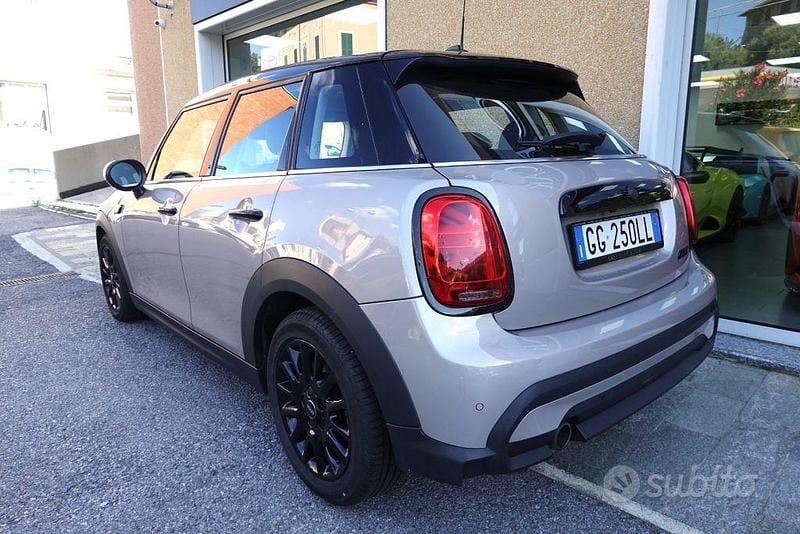 Usata Mini Cooper 136 CV (100 kW) 2021 Grigio metallizzato Utilitaria