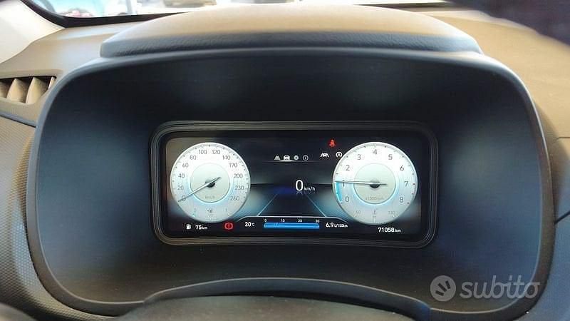 Usata Hyundai Kona 120 CV (88 kW) 2021 Grigio SUV