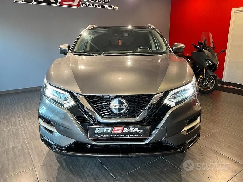Usata Nissan Qashqai N-Connecta 116 CV (85 kW) 2021 Grigio SUV