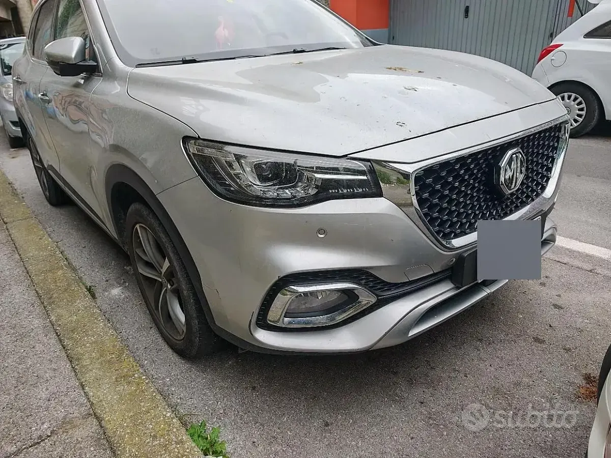 Usata MG HS 162 CV (119 kW) 2023 Grigio SUV