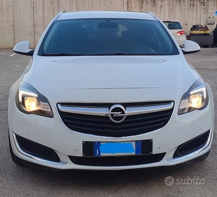 Usata Opel Insignia 2016 Bianco Station wagon