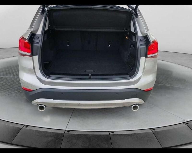Usata BMW X1 Advantage 190 CV (139 kW) 2022 Beige SUV