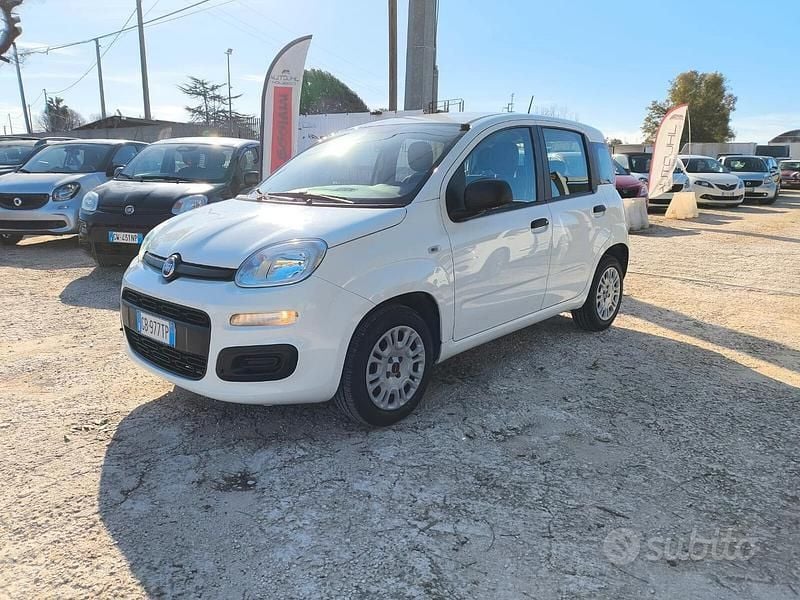 Usata Fiat Panda Easy 69 CV (50 kW) 2020 Bianco Utilitaria