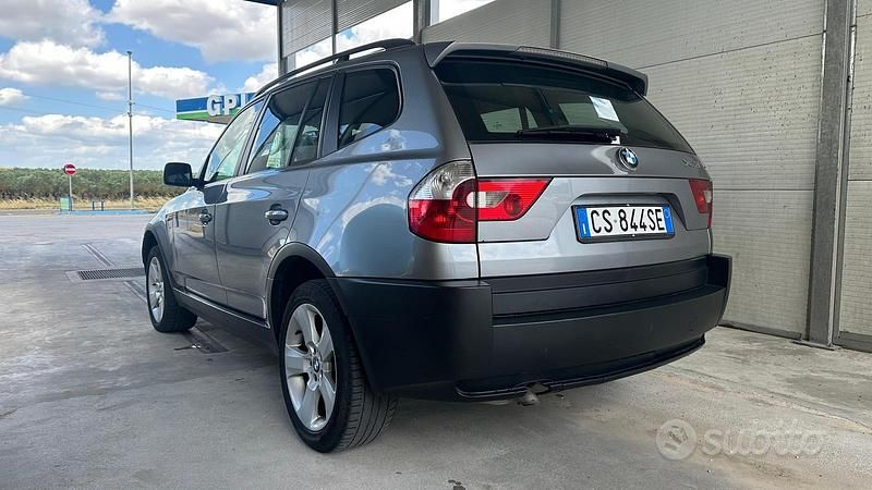 Usata BMW X3 150 CV (110 kW) 2004 Grigio SUV