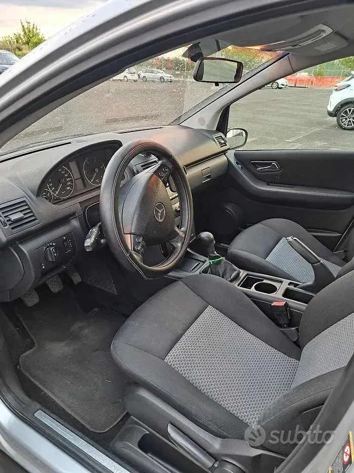 Usata Mercedes A200 109 CV (80 kW) 2006 Berlina