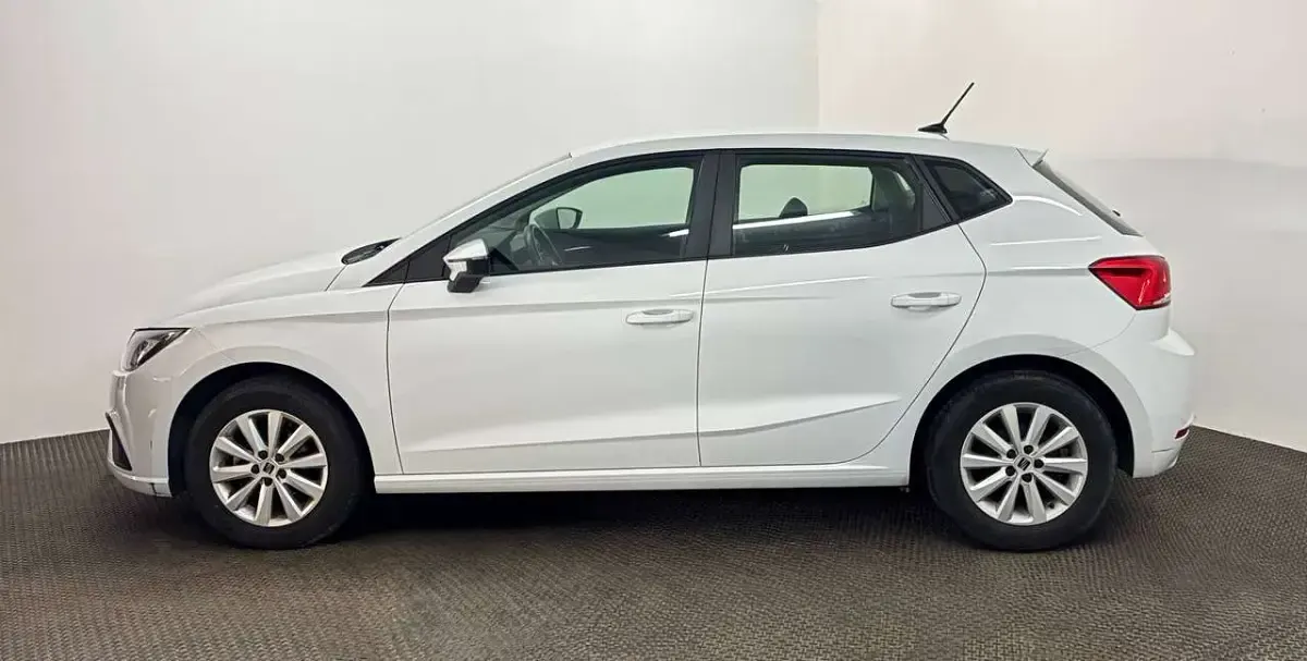 Usata Seat Ibiza Style 95 CV (69 kW) 2023 Bianco okenite Utilitaria