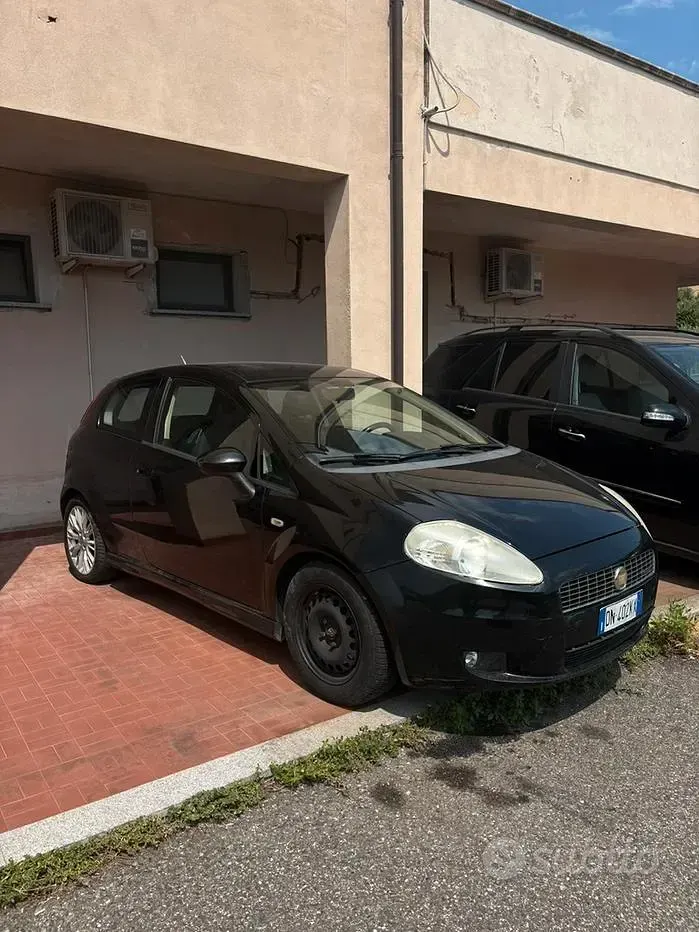 Usata Fiat Punto Sport 90 CV (66 kW) 2008 Nero Utilitaria