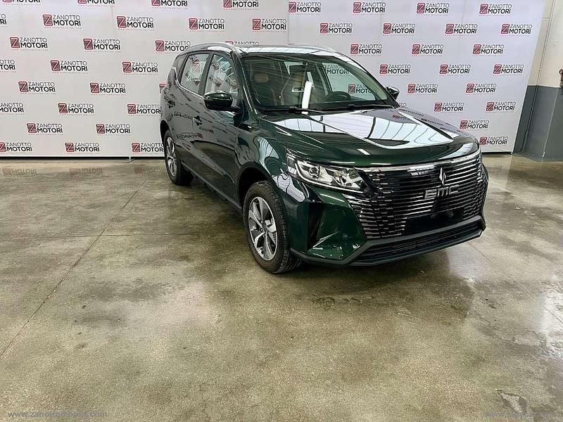 Nuova EMC SETTE 174 CV (127 kW) 2026 Verde SUV