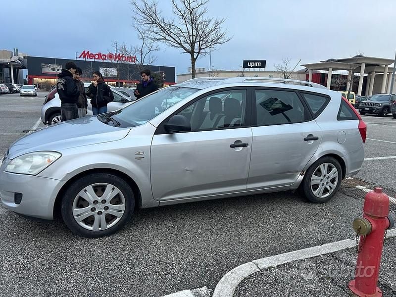 Usata Kia Ceed 2007 Grigio Utilitaria