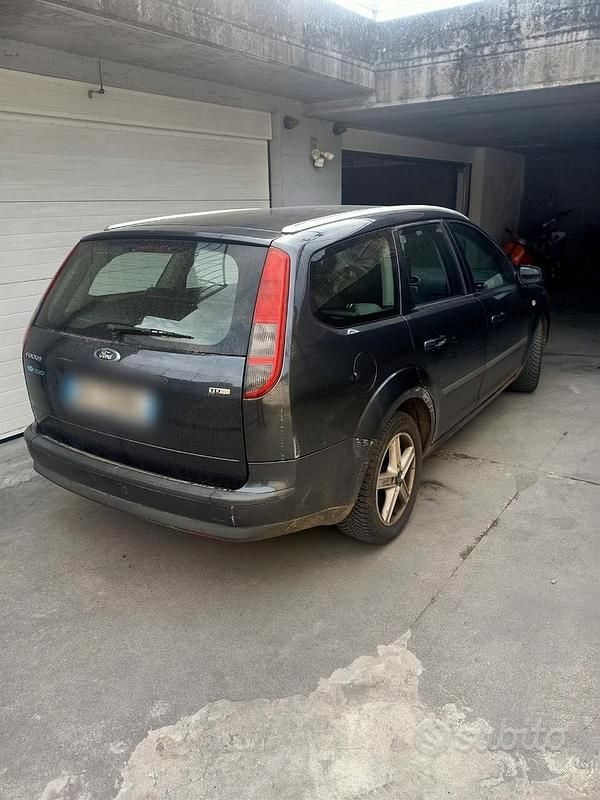 Usata Ford Focus 2007 Grigio Station wagon