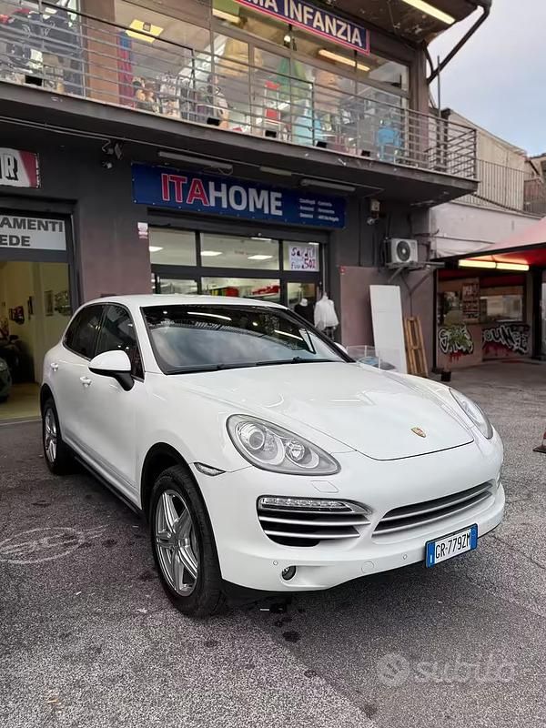 Usata Porsche Cayenne 245 CV (180 kW) 2014 Bianco SUV