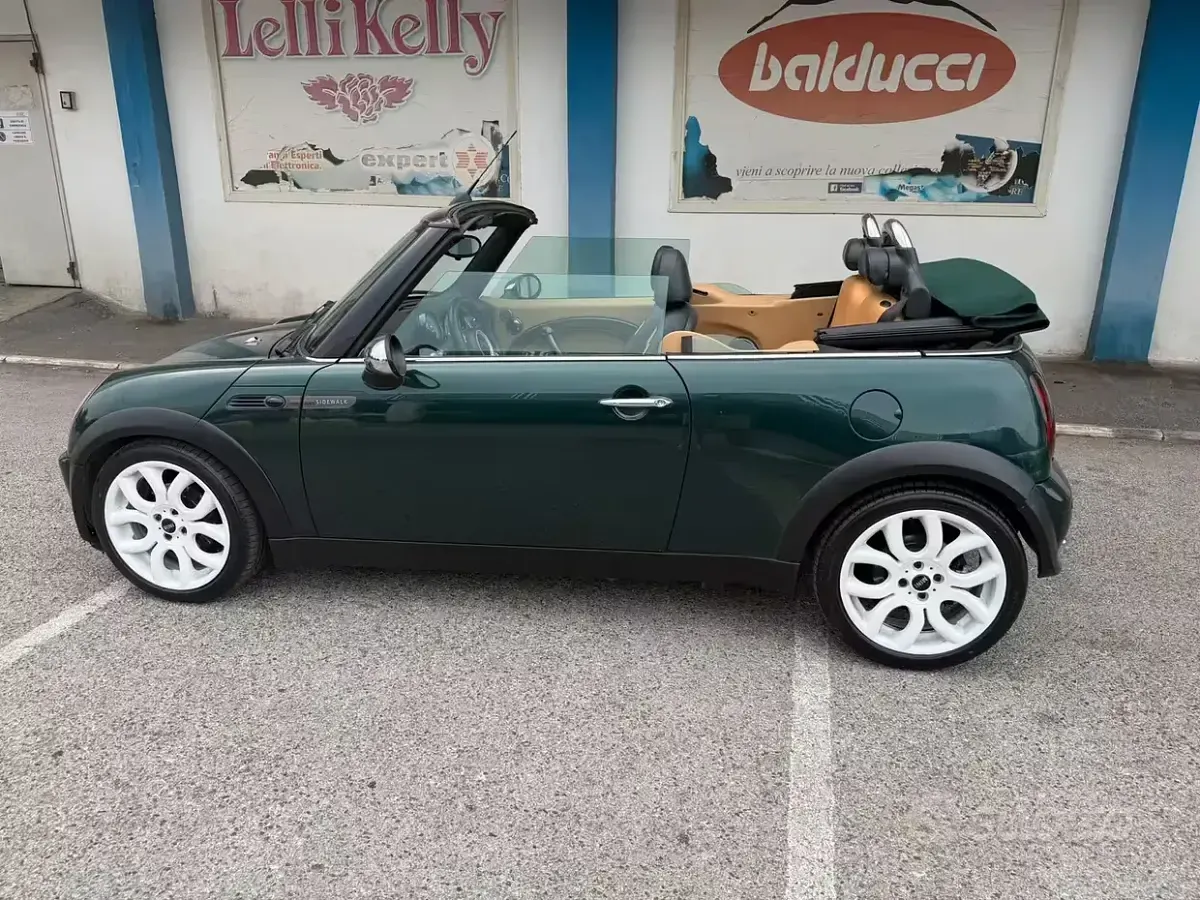 Usata Mini Cooper Cabriolet 116 CV (85 kW) 2006 Verde Cabrio