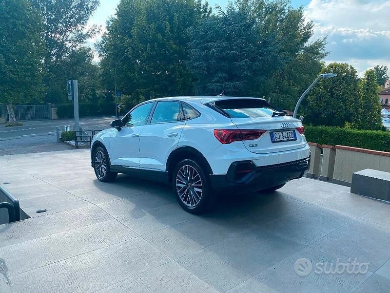 Usata Audi Q3 Business Plus 150 CV (110 kW) 2022 Bianco SUV