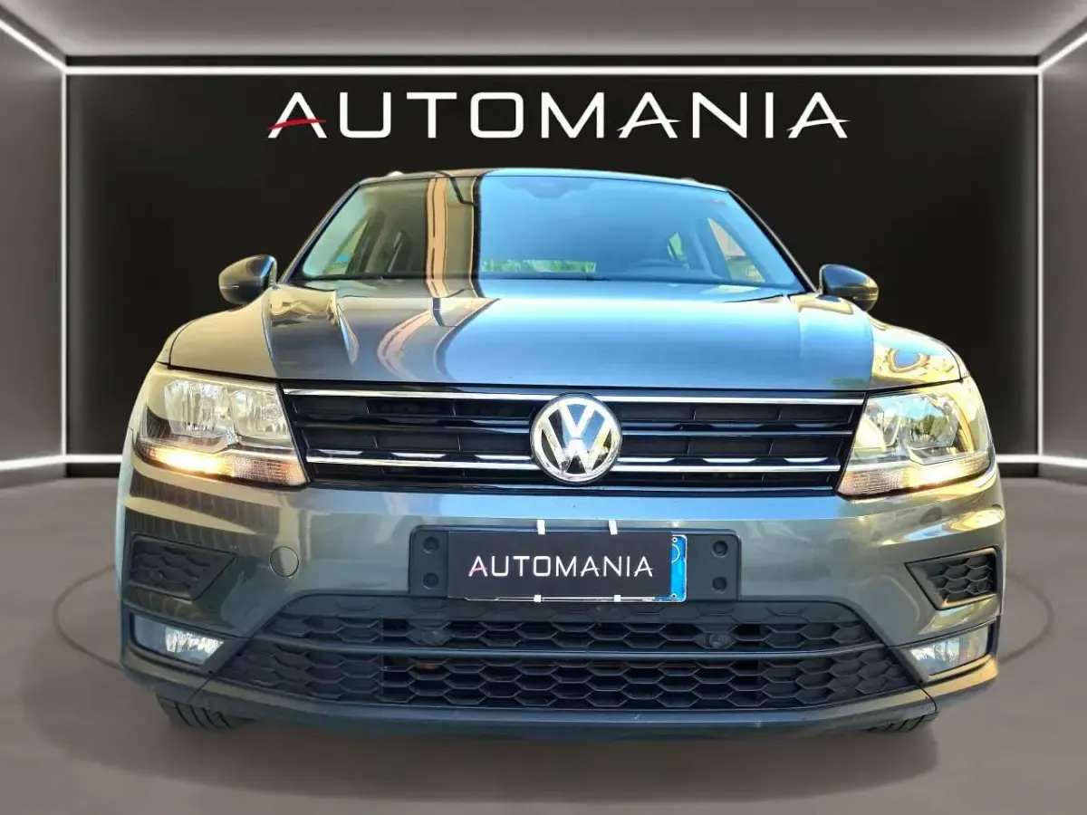 Gebraucht VW Tiguan Sportline 150 PS (110 kW) 2020 Grau SUV