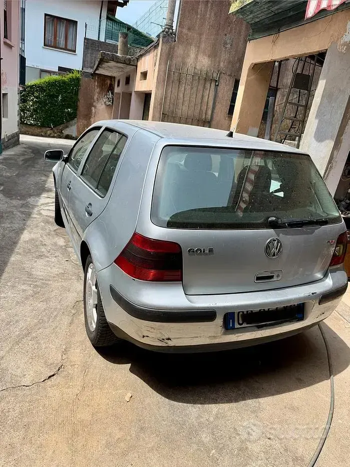 Usata VW Golf IV 130 CV (95 kW) 2003 Grigio Berlina