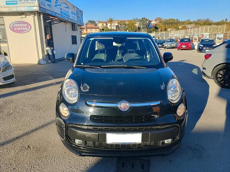 Nero Usata 2015 Fiat 500L Lounge Monovolume | 5499 € (Ottimo prezzo) - Immagine 1/4
