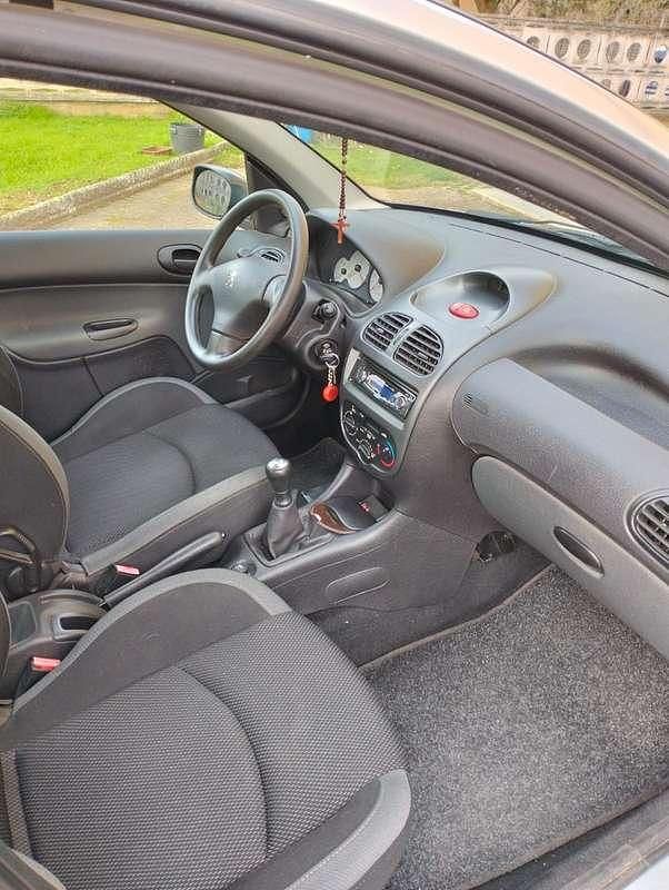 Usata Peugeot 206 75 CV (55 kW) 2007 Argento Berlina