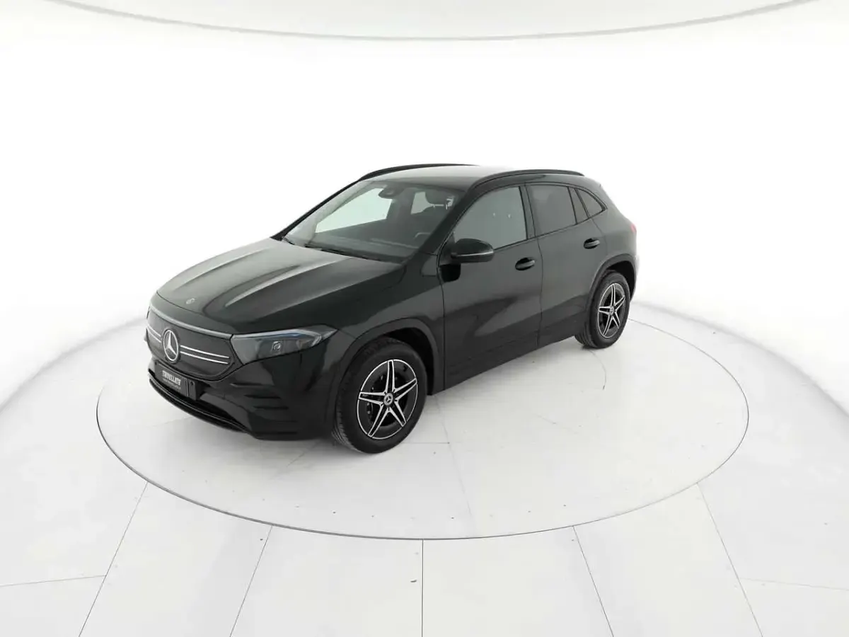 Usata Mercedes EQA300 Premium 167 kW (228 CV) 2023 Nero SUV