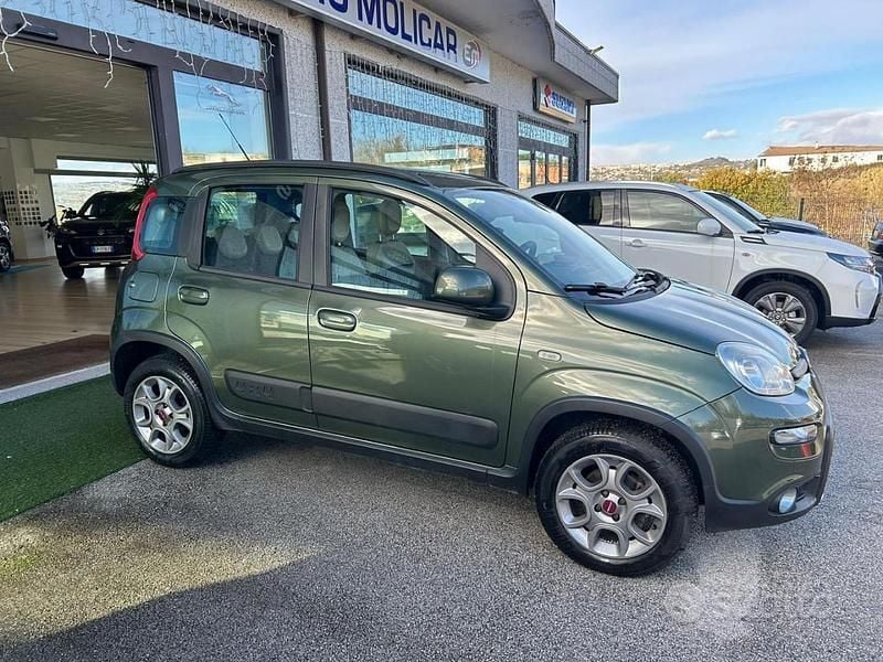Usata Fiat Panda 4x4 74 CV (54 kW) 2012 Verde Utilitaria