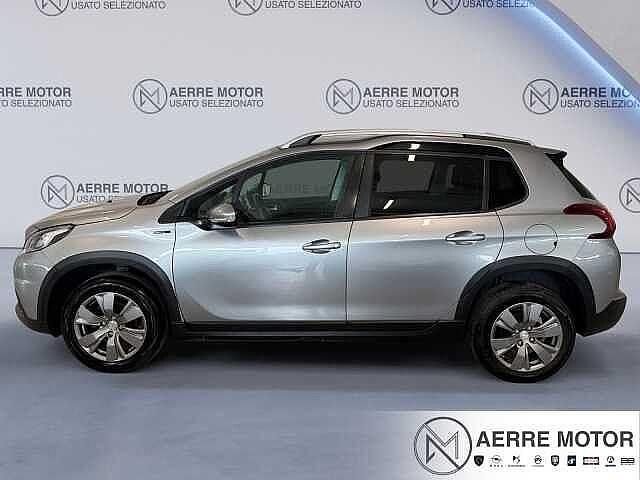 Usado Peugeot 2008 Signature Sky 102 HP (75 kW) 2019 Cinzento SUV