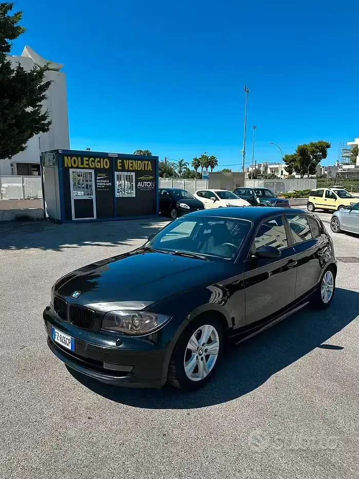Usata BMW 120 Sport Line 177 CV (130 kW) 2008 Nero Utilitaria