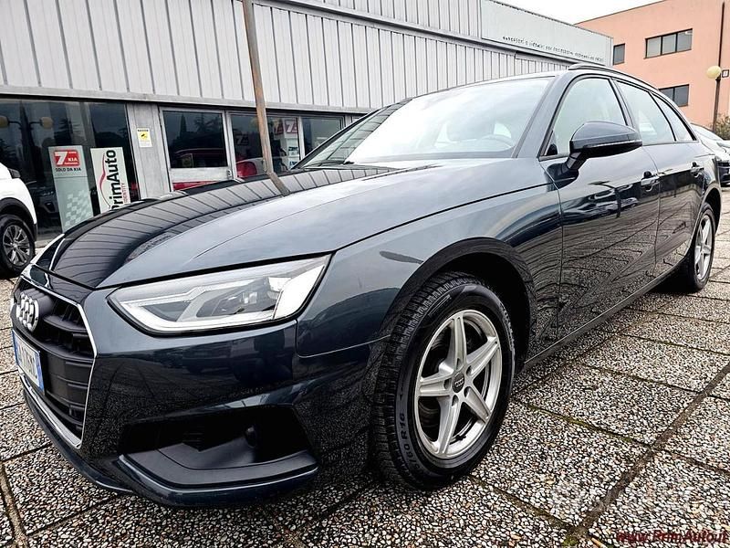 Nero Usata 2020 Audi A4 Station wagon | 24.980 € (Buon prezzo) - Immagine 1/4