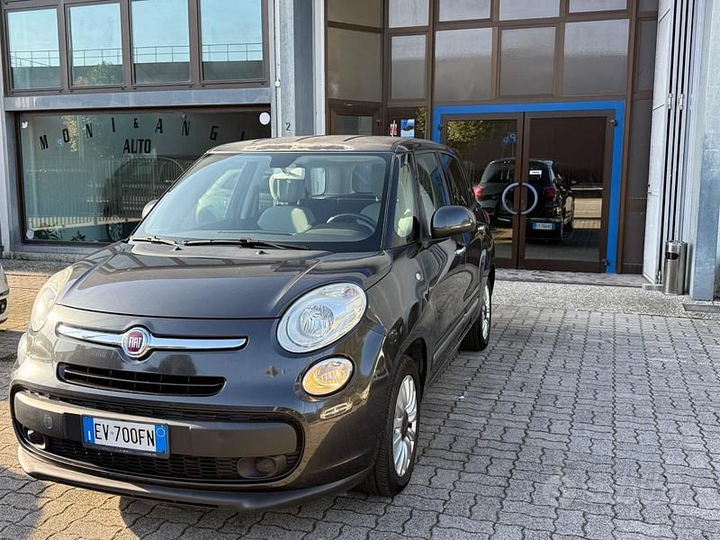 Usata Fiat 500L Lounge 105 CV (77 kW) 2014 Nero Monovolume