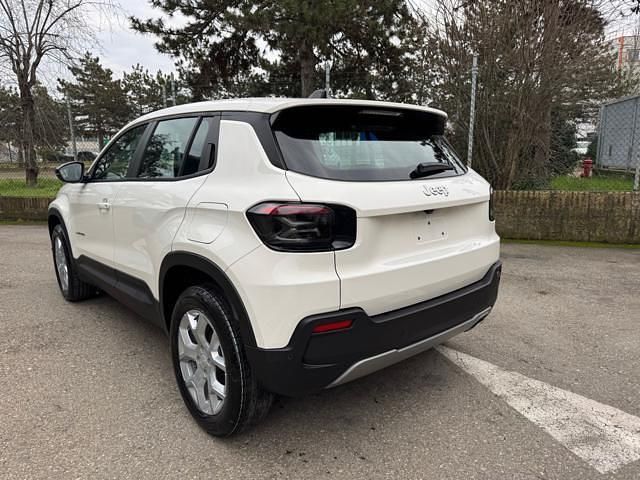 Nuova Jeep Avenger Altitude 101 CV (74 kW) 2025 Bianco pastello SUV