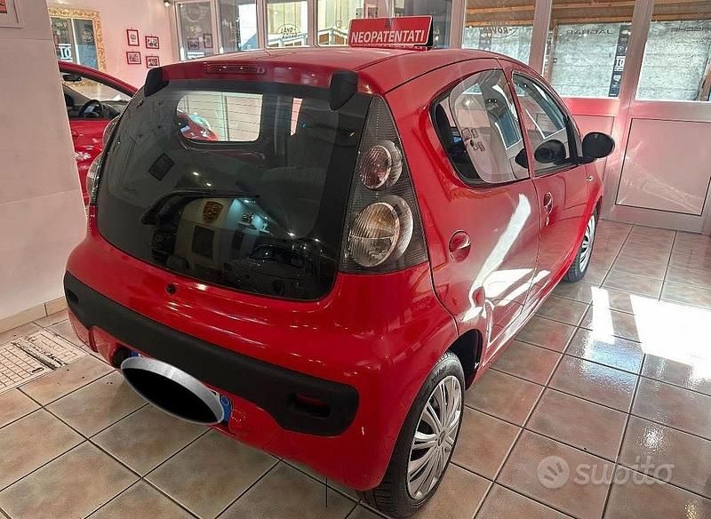 Usata Citroën C1 68 CV (50 kW) 2011 Rosso Utilitaria