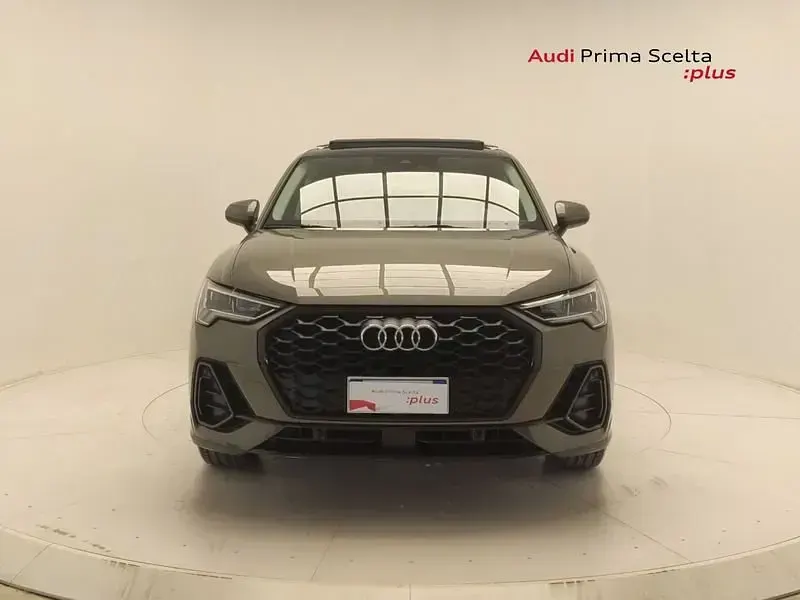 Usata Audi Q3 Sportback Business Plus 150 CV (110 kW) 2024 Grigio chronos SUV